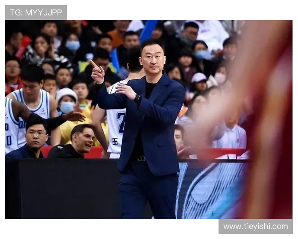 杨瀚森遭戈贝尔盖帽刘维伟提醒仅晃一下就出手效果不佳需调整进攻节奏 杨瀚森遭戈贝尔盖帽刘维伟提醒仅晃一下就出手效果不佳需调整进攻节奏